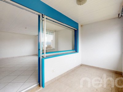 Très bel appartement de 4.5p en dernier étage avec balcon et vue! image 5