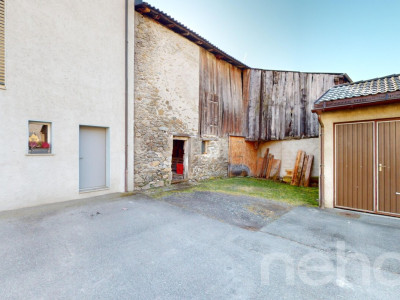 Grange avec carnotzet aménagé image 9