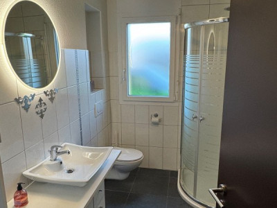 Spacieuse villa individuelle de 5.5 pces et son annexe à Muraz image 11