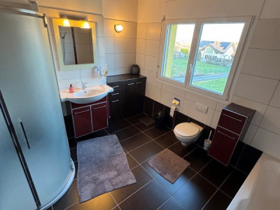 Spacieuse villa individuelle de 5.5 pces et son annexe à Muraz image 12