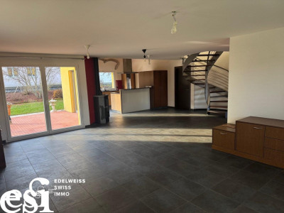 Spacieuse villa individuelle de 5.5 pces et son annexe à Muraz image 3