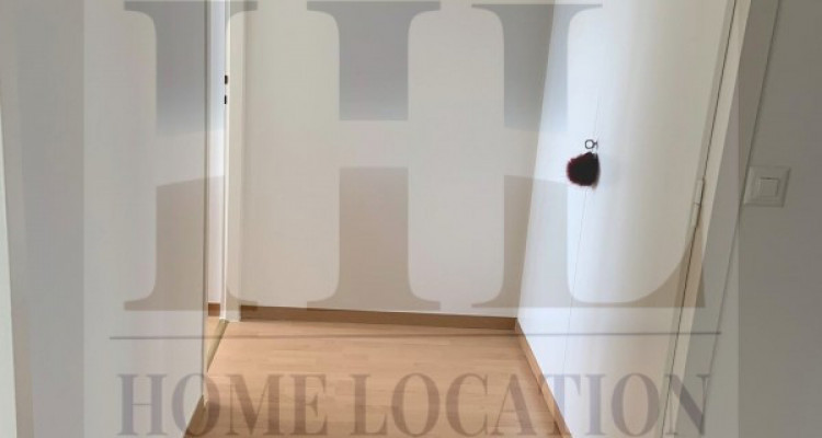 Très joli et récent 5 pièces à Meyrin avec balcon image 4