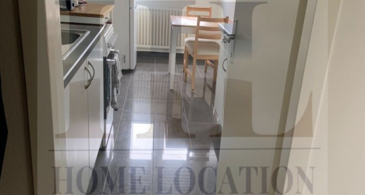 Très joli et récent 5 pièces à Meyrin avec balcon image 7