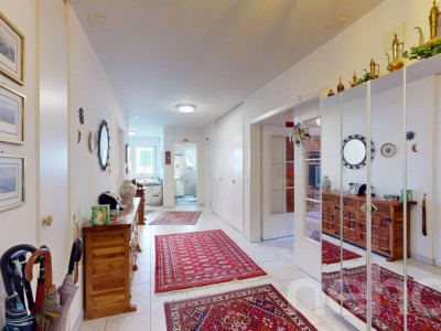 Attraktive, vermietete Wohnung mit viel Platz image 7