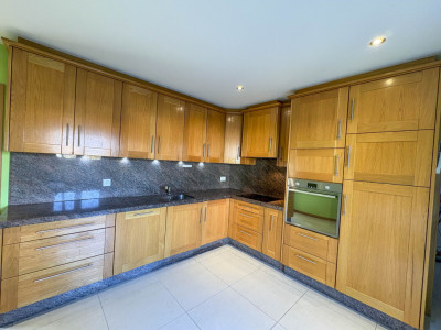 Ardon - Spacieuse villa avec 4 logements, idéale pour famille ou investisseur image 9