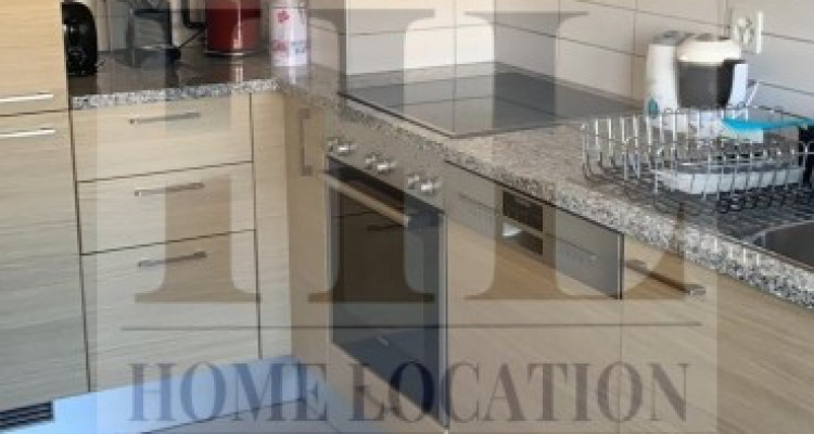 Très joli 4 pièces à Grange-Canal avec balcon image 1