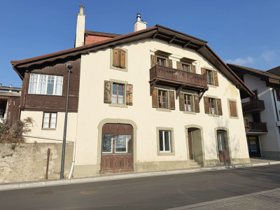 Saint-Légier / Appartement atypique au rez dune maison villageoise image 1