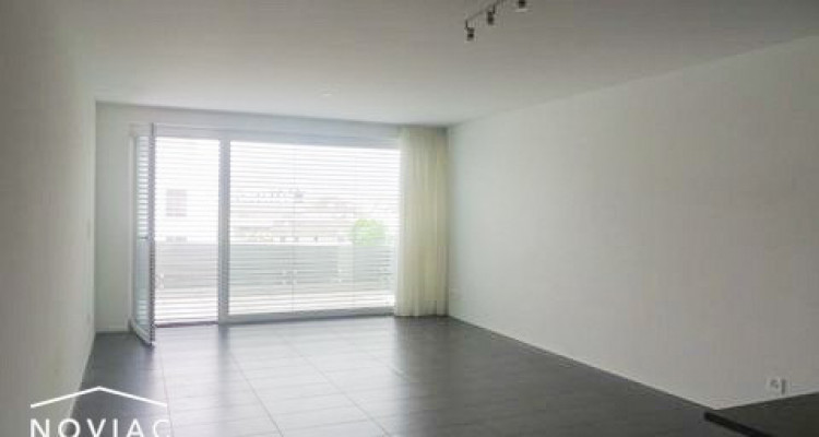 Beau 4,5 pièces lumineux à Yverdon, proche du lac, avec balcon ! image 1