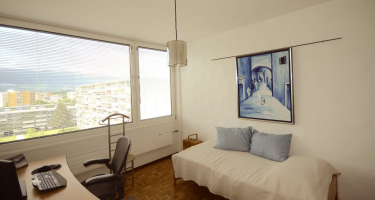Appartement traversant de 4,5 pièces avec balcon et vue sur les Alpes image 6