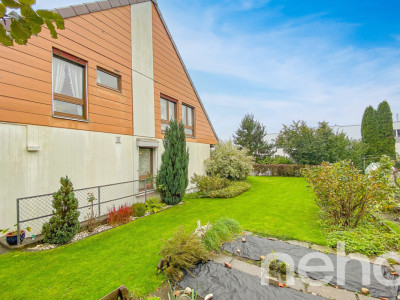 5-Zimmer Reiheneckhaus mit grossem Garten image 12