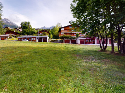 Terrain au centre dOvronnaz avec un bon potentiel de développement image 9