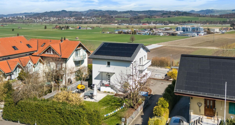Elegantes Einfamilienhaus mit Panoramablick an sonniger Lage image 2