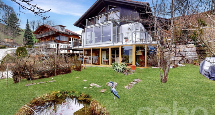 Villa individuelle multi-familiale avec une vue panoramique image 2