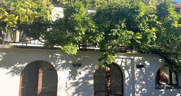 Magnifique corps de ferme image 1