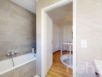 Spacieux 4.5 pièces en rez-de-jardin avec 2 terrasses! image 9