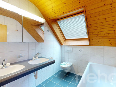 Freistehendes 6.5-Zimmer Einfamilienhaus am Rande der Wohnzone image 8