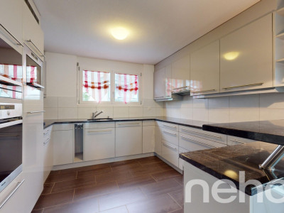 Freistehendes 5.5-Zimmer Einfamilienhaus mit Garten image 7