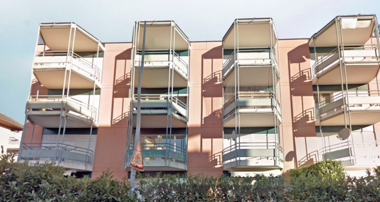 FOTI IMMO - Attique de 4,5 pièces avec 2 beaux balcons. image 6