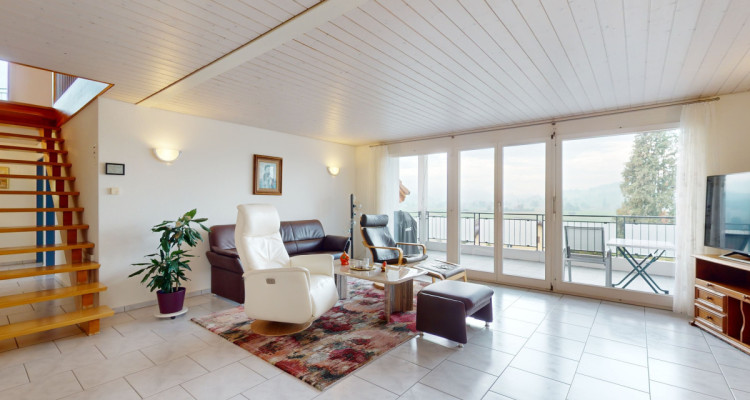 Dachwohnung mit fantastischer Bergsicht image 3