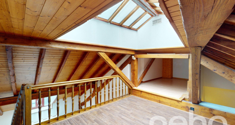 Opportunité Rare : Appartement 3.5 Pièces avec Vue et Luminosité image 12