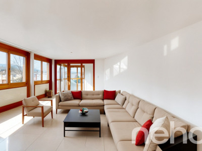 Stilvolle 4-Zimmerwohnung mit Wintergarten und Schwedenofen image 3