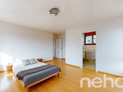 Stilvolle 4-Zimmerwohnung mit Wintergarten und Schwedenofen image 10