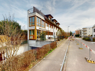 Stilvolle 4-Zimmerwohnung mit Wintergarten und Schwedenofen image 12