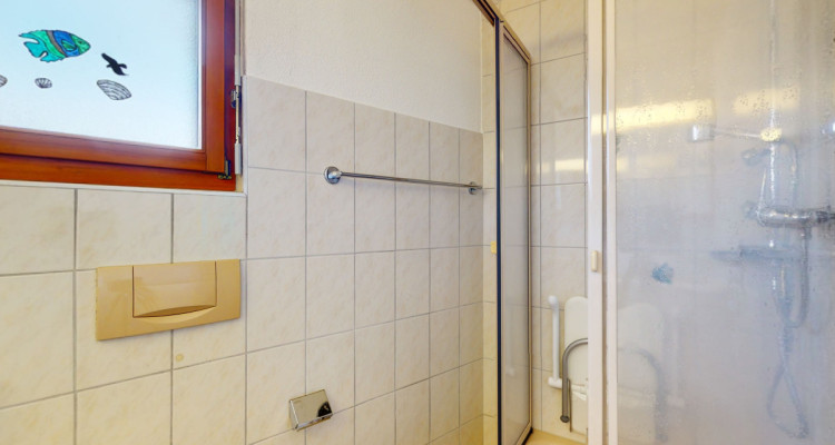 Stilvolle 4-Zimmerwohnung mit Wintergarten und Schwedenofen image 11