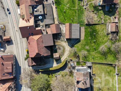 Magnifique ferme avec grange aménageable et terrain à bâtir à Court image 2