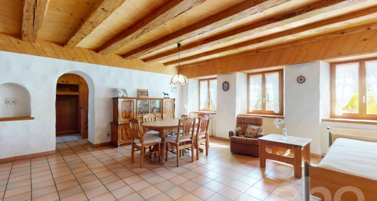 Magnifique ferme avec grange aménageable et terrain à bâtir à Court image 12