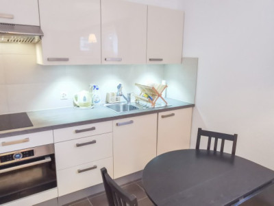  STUDIO MEUBLÉ AU COEUR DE CLARENS image 4