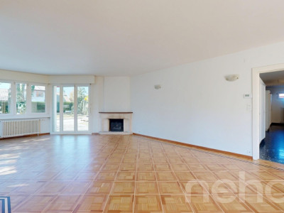 Charmante maison familiale avec studio indépendant, jardin et piscine image 3