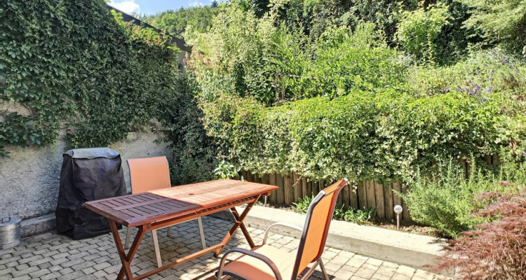 APPARTEMENT AVEC TERRASSE / JARDINET (Réservé) image 1