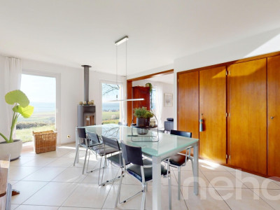 Magnifique maison individuelle avec vue imprenable sur le lac ! image 4