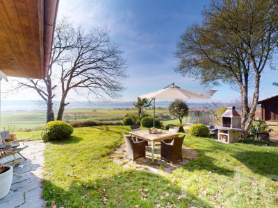 Magnifique maison individuelle avec vue imprenable sur le lac ! image 9