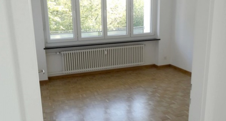 In an ideal location (villa district) on the outskirts of Basel image 8