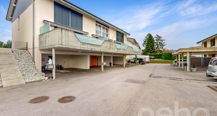 Villa mitoyenne sur 3 niveaux ? Lumineuse et idéalement située image 1