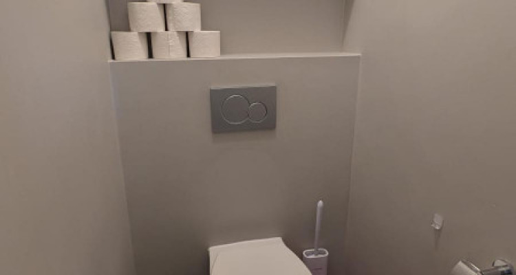 Appartement 5,5 pièces situé au Lignon image 11