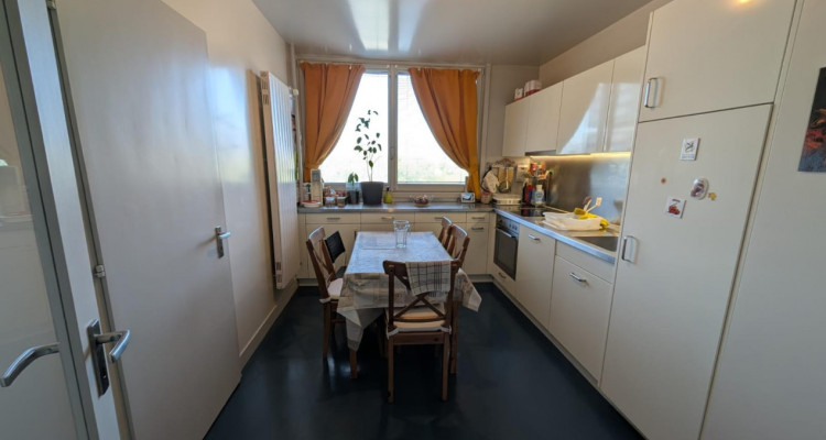 Appartement 5,5 pièces situé au Lignon image 4