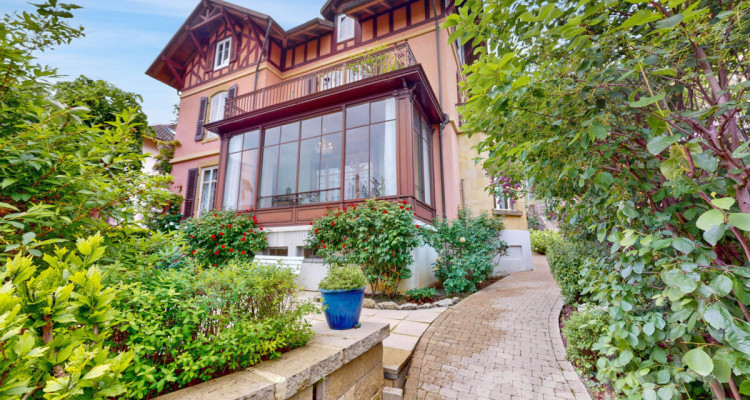 Maison de Maître au charme intemporel au c?ur de Neuchâtel image 2