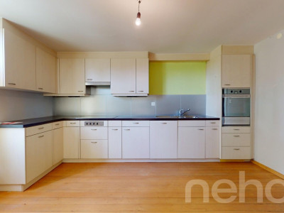 Zweifamilienhaus im Grünen mit 400 m² gewerblich nutzbarem Schuppen image 7