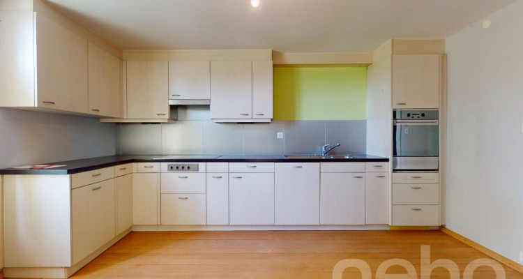 Zweifamilienhaus im Grünen mit 400 m² gewerblich nutzbarem Schuppen image 7