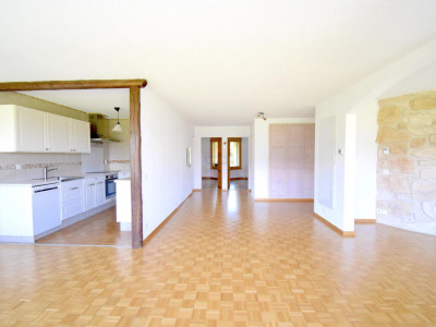 Spacieux 3.5 pièces lumineux avec balcon à Tolochenaz image 3