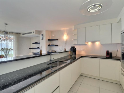 OPPORTUNITE - ATTIQUE AU CENTRE DE LA VILLE image 10