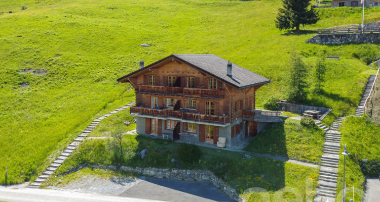 4 Vallées - Chalet de deux appartements à Bruson aux pieds des pistes image 1