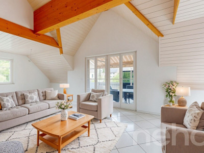 Lichtdurchflutetes Wohnen auf zwei Ebenen image 1