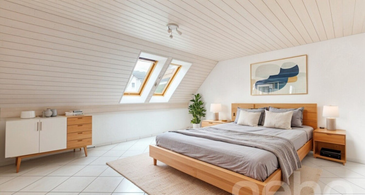 Lichtdurchflutetes Wohnen auf zwei Ebenen image 4