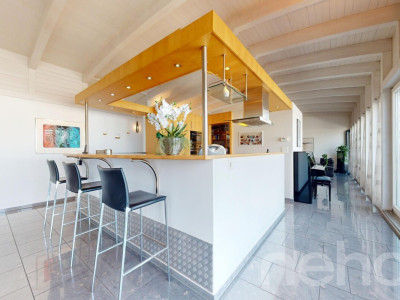 Attraktives Wohn- und Geschäftshaus mit stilvoller Wohnung image 2