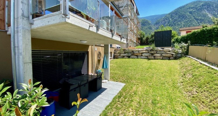 Appartement 3.5 pièces Rez avec terrasse couverte et jardin, Grône  image 3