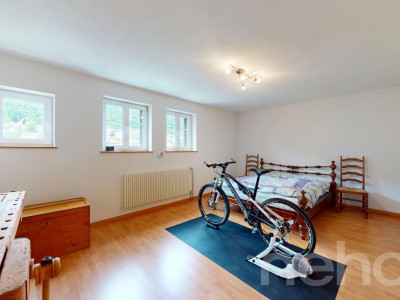 Ferme rénovée de caractère avec vaste parcelle à St-Imier image 7